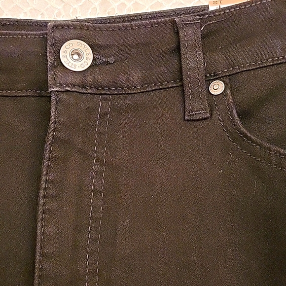 NEW Style&Co Black Stretch Denim Curvy Boot-Cut Jeans, 10 LONG - Picture 14 of 16
